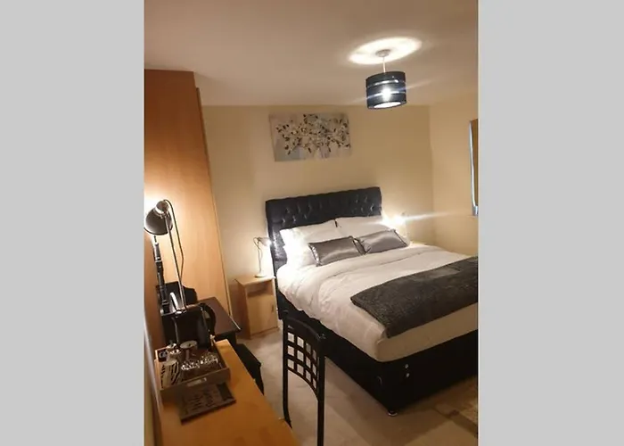 Δωμάτια σε οικογενειακή κατοικία Private-ensuite-room City Limerick Junction