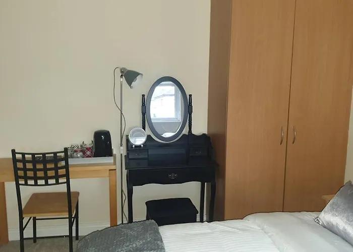 Private-ensuite-room City Limerick Junction