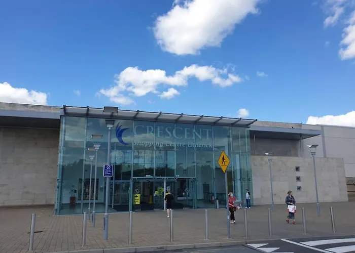 Private-ensuite-room City